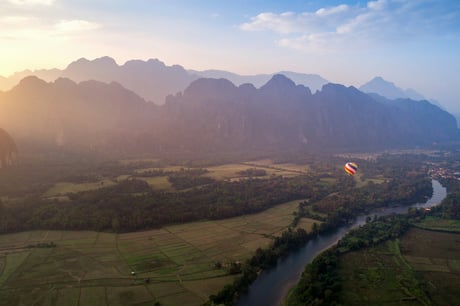 Le Laos et ses paysages entre montagne et rivière du Mékong