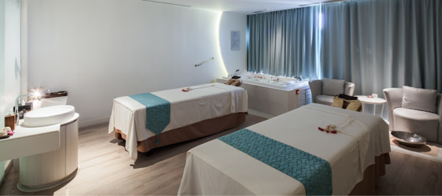 Le salon de massage Cense by Spa Cenvaree à Bangkok, en Thaïlande