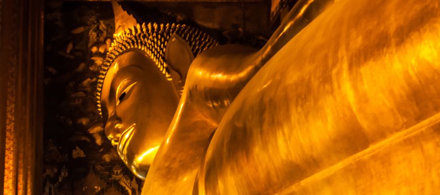 Le bouddha couché à Wat Pho, Bangkok.